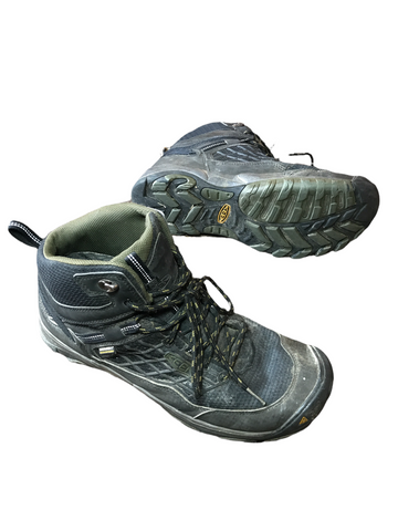 Keen Mens DRY Hiking Boots Black 11.5