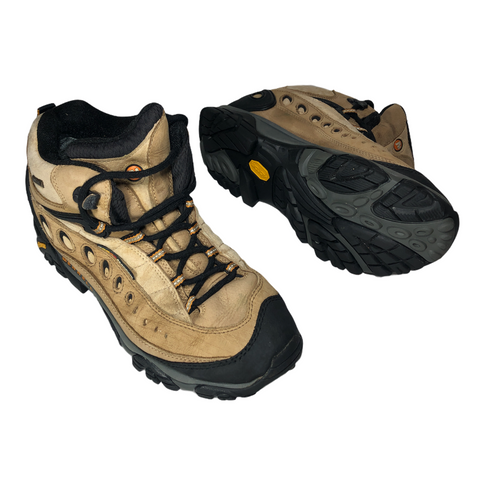 Merrill Womens Gore-tex Hiking Boots Light Brown W11